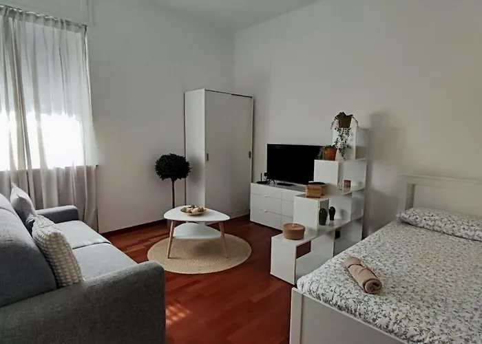 Tibaldi Navigli House